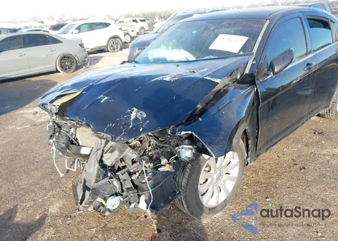 2013 Chrysler 200 Touring from USA, damaged, VIN 1C3CCBBB9DN611897